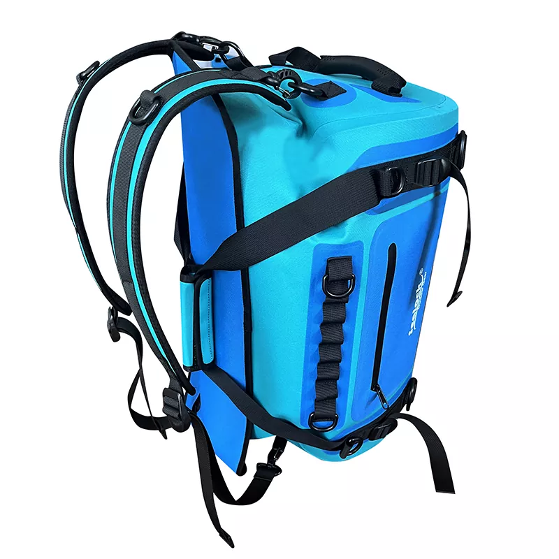 La sélection et l'emballage des sacs à dos en plein air de voyage
