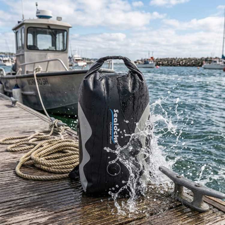 Un sac de voyage étanche IPX8 en vaut-il la peine ?