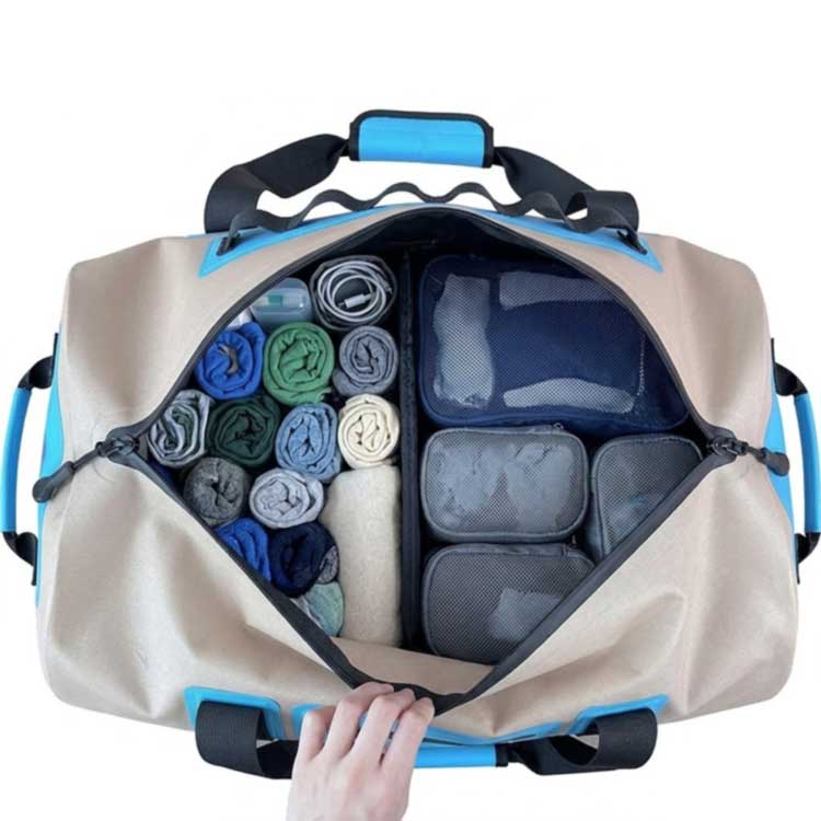Comment emballer efficacement un sac de voyage étanche